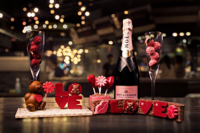 City of Dreams, Cafe Society Valentine's hampers